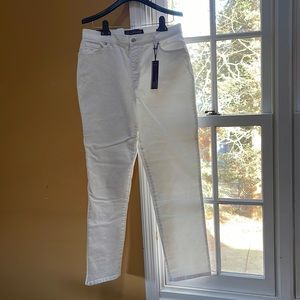 Gloria Vanderbilt White Jeans